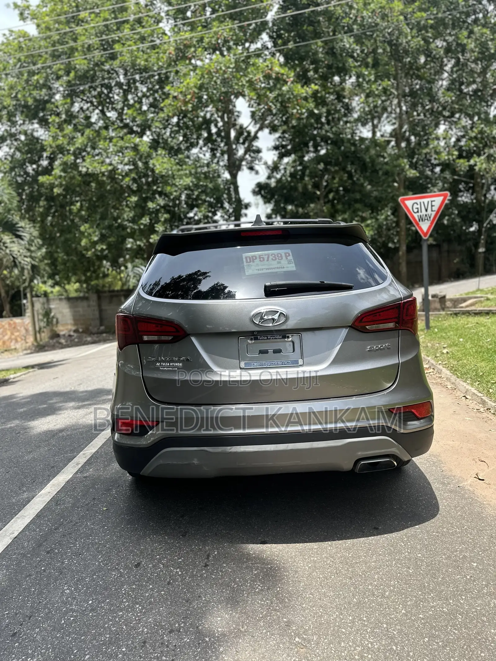 Hyundai Santa Fe SE AWD 2017 Gray