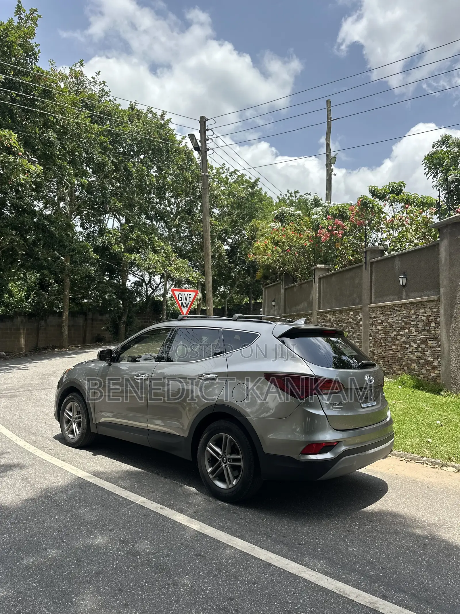 Hyundai Santa Fe SE AWD 2017 Gray