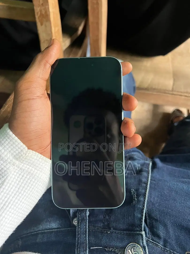 New Apple iPhone 16 128 GB Green