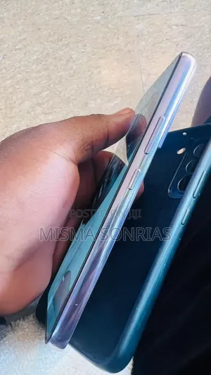 Samsung Galaxy S22 5G 256 GB Purple