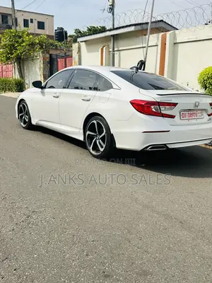 Honda Accord Sport 2.0T 2022 White