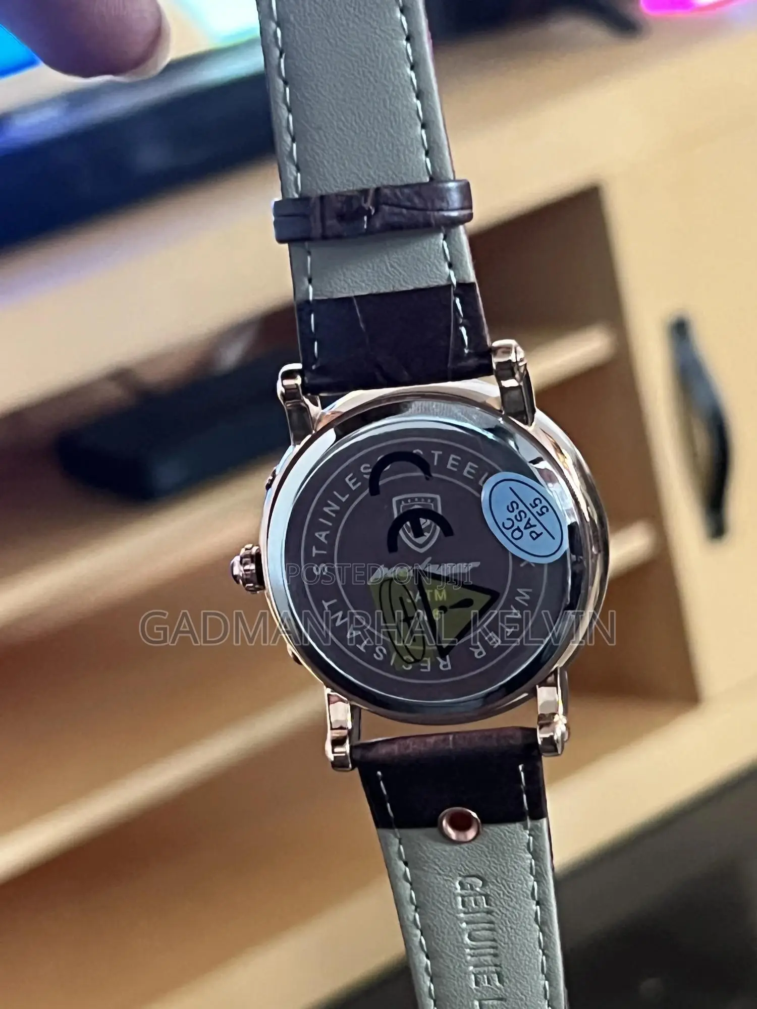 Poedagar Watch