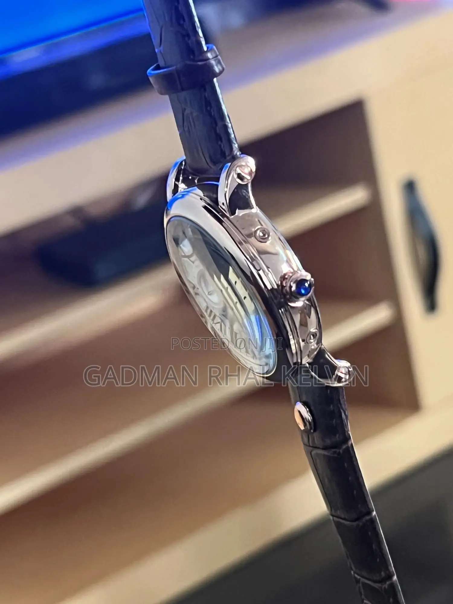 Poedagar Watch