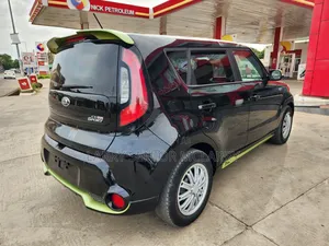 Kia Soul Base Hatchback 2016 Black