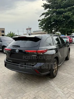 Toyota Highlander XLE FWD 2023 Black