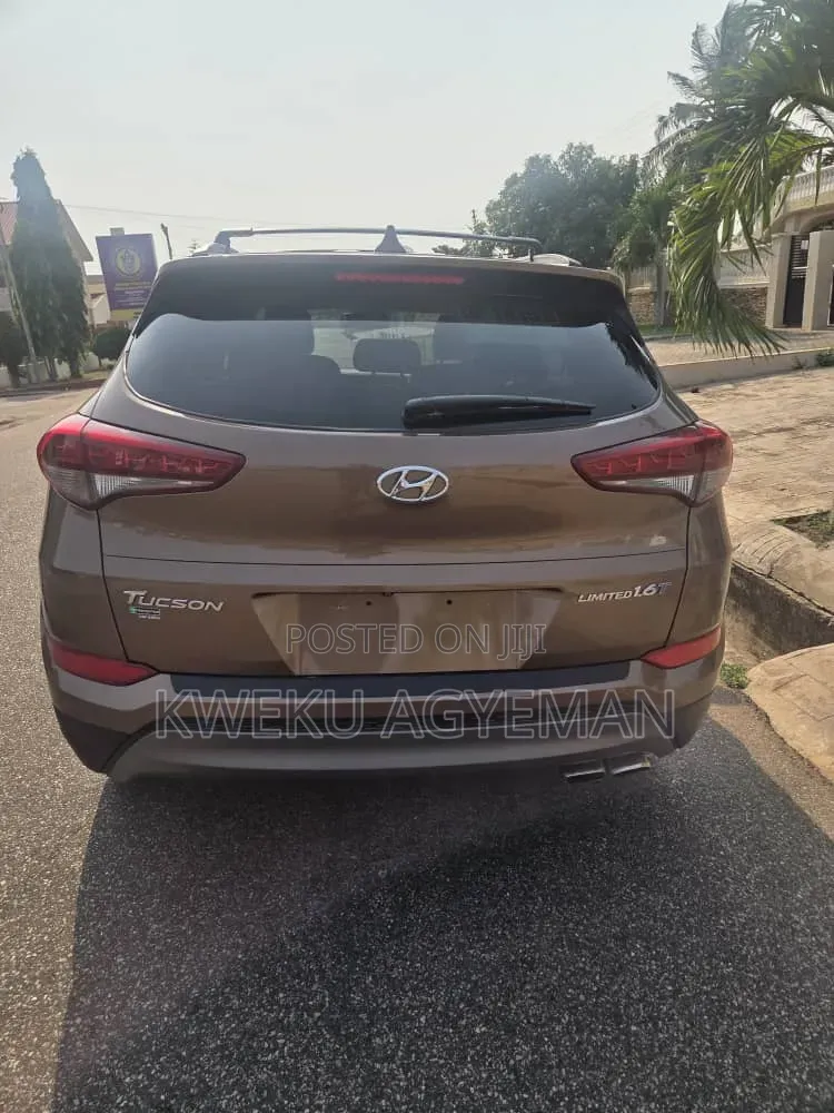 Hyundai Tucson Limited FWD 2016 Brown