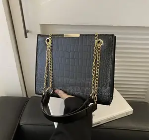 Classy Women’S Handbag