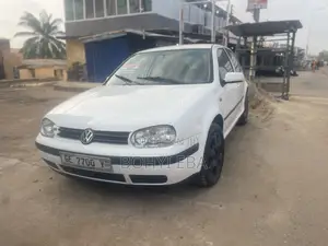 Volkswagen E-Golf 2015 Off white