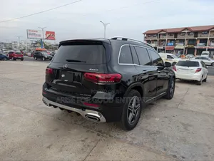 Mercedes-Benz GLB-Class GLB 250 4MATIC 2022 Black