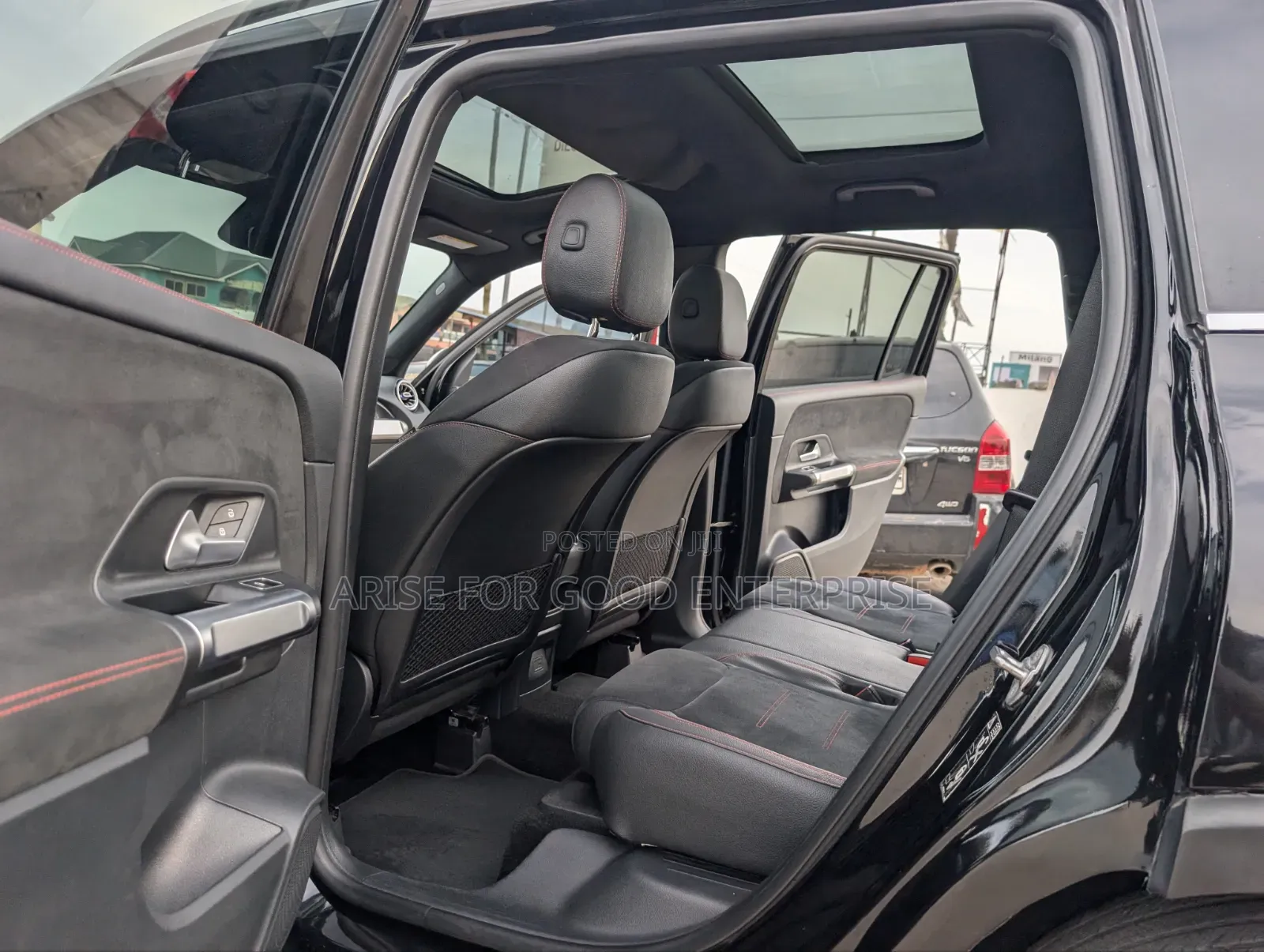 Mercedes-Benz GLB-Class GLB 250 4MATIC 2022 Black