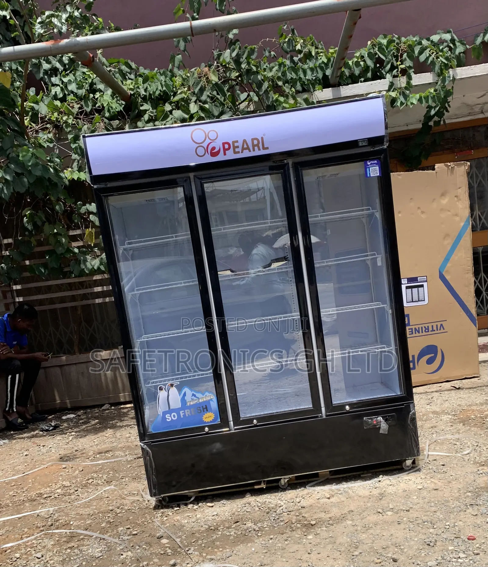 Top Tier New 950 Liters Pearl PVC-150 Display Refrigerator
