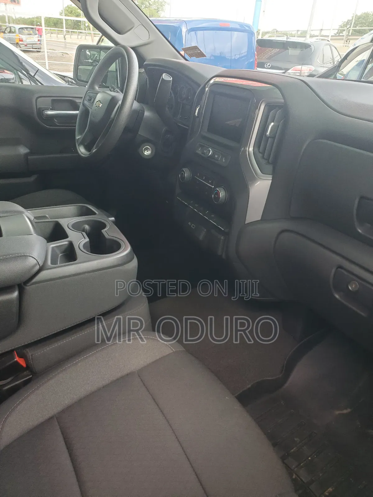 Chevrolet Silverado 2500HD Custom Double Cab LB 2024 Silver