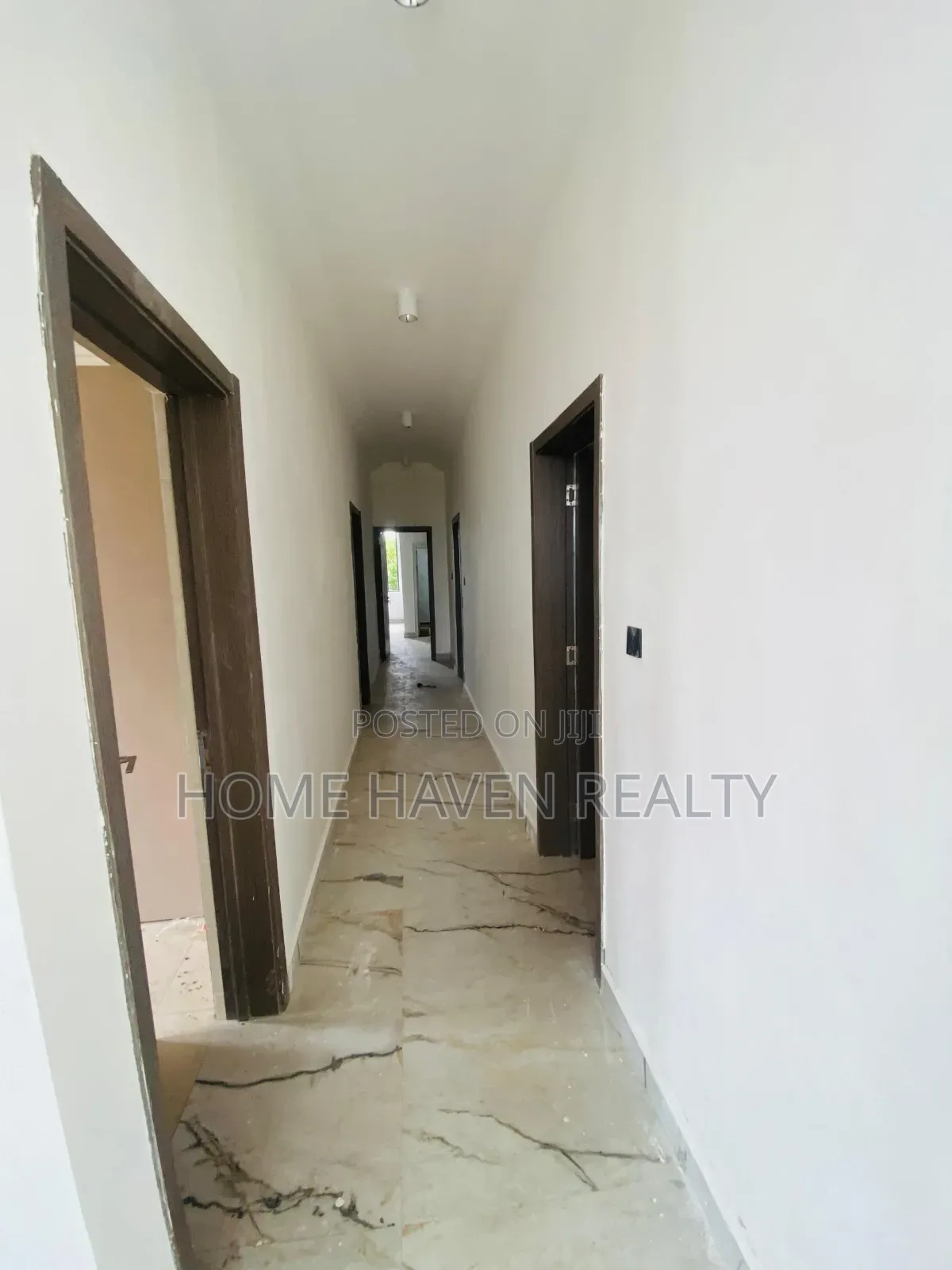 2bdrm Apartment in Abelemkpe, Methodist Church Area for rent