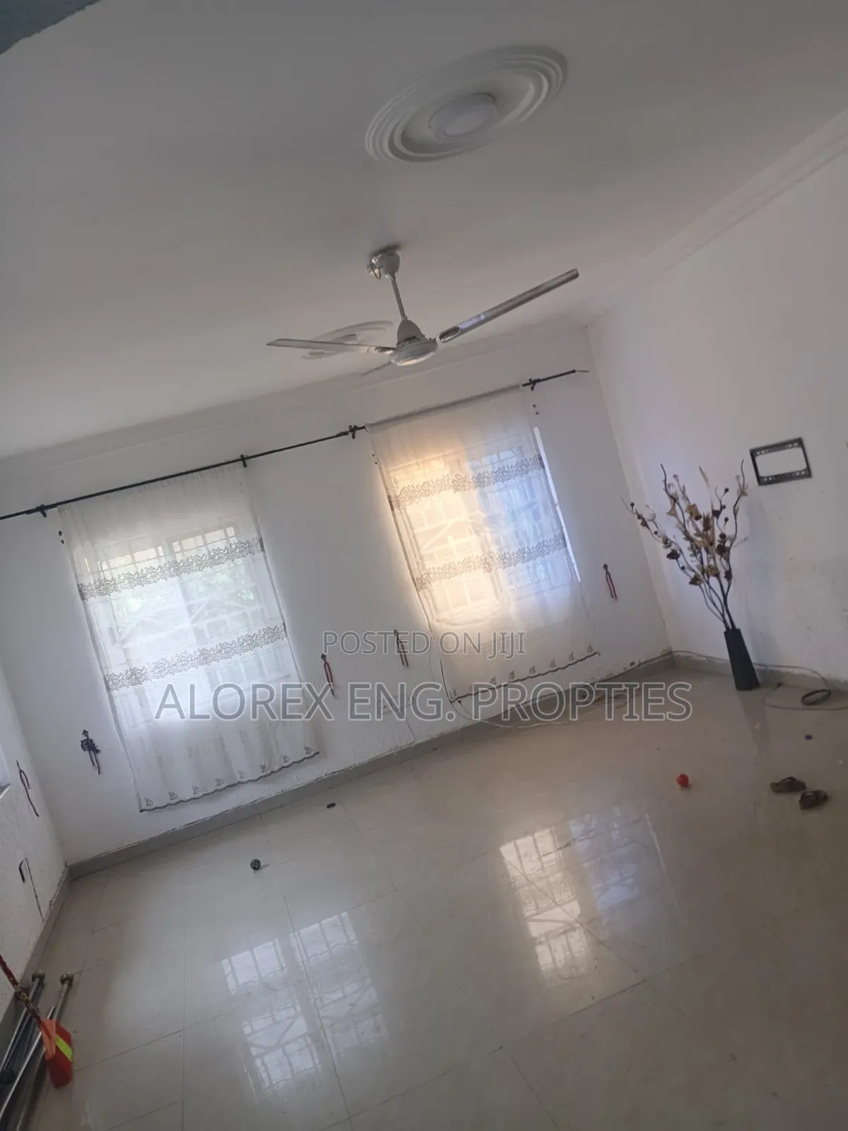 3bdrm House in Pantang Junction, New Site for rent