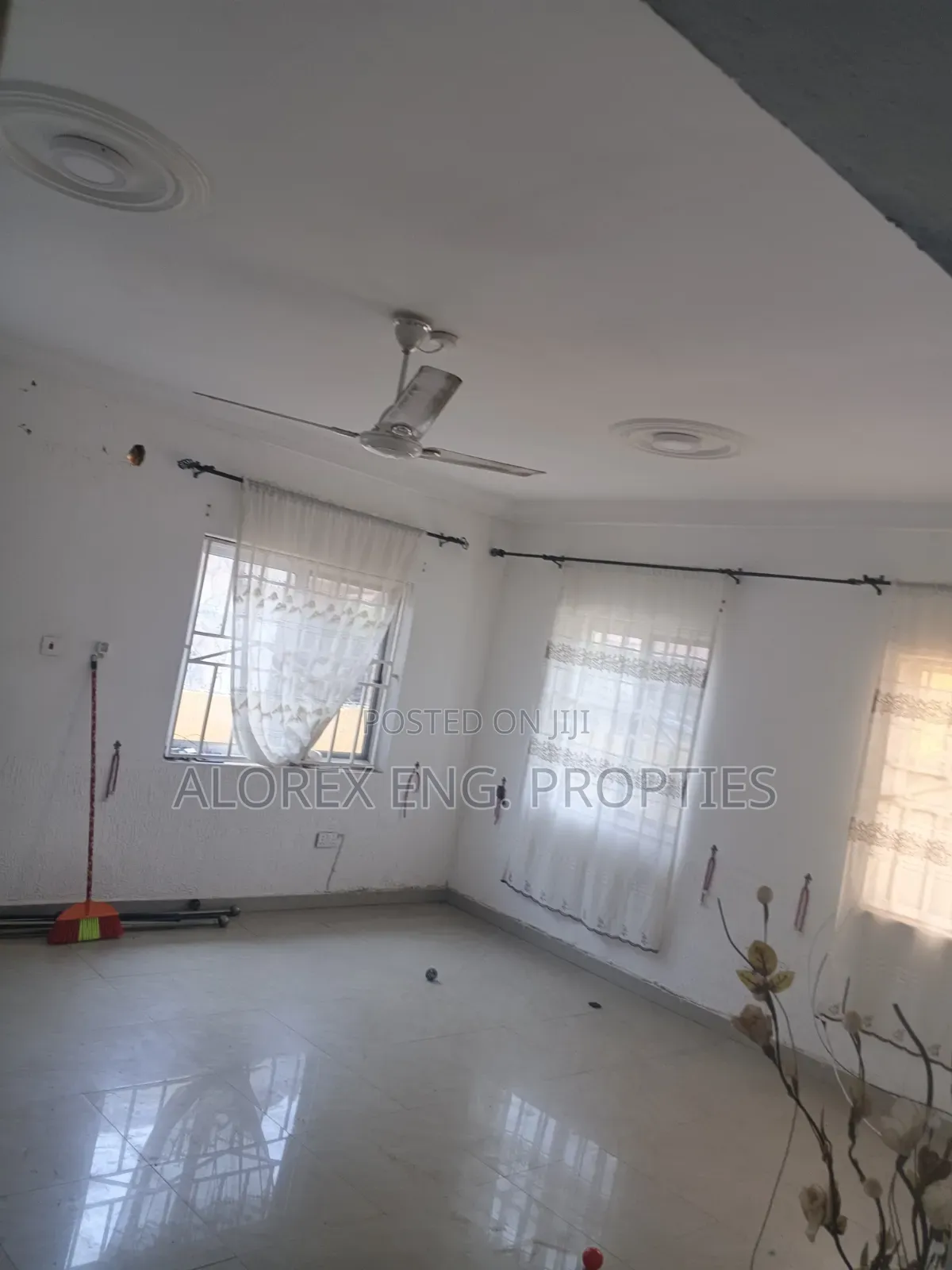3bdrm House in Pantang Junction, New Site for rent
