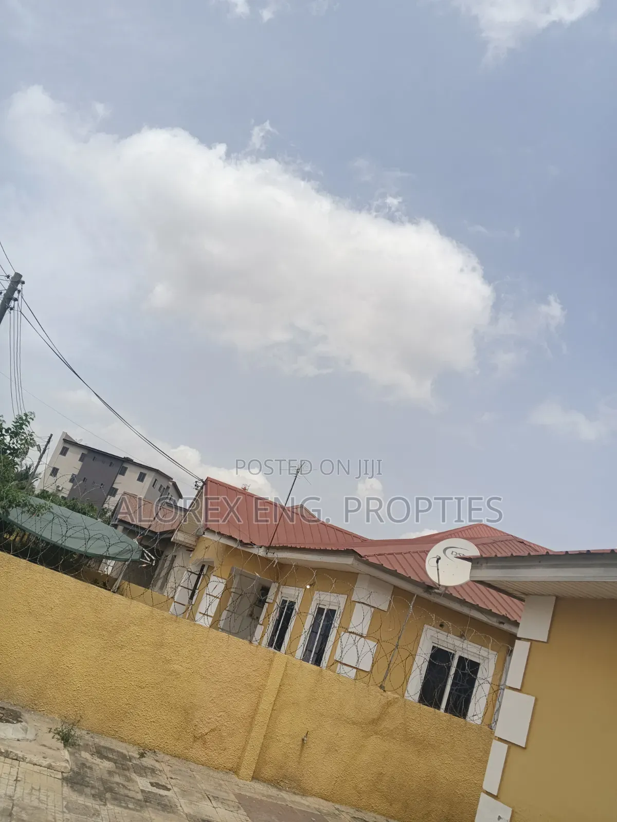 3bdrm House in Pantang Junction, New Site for rent