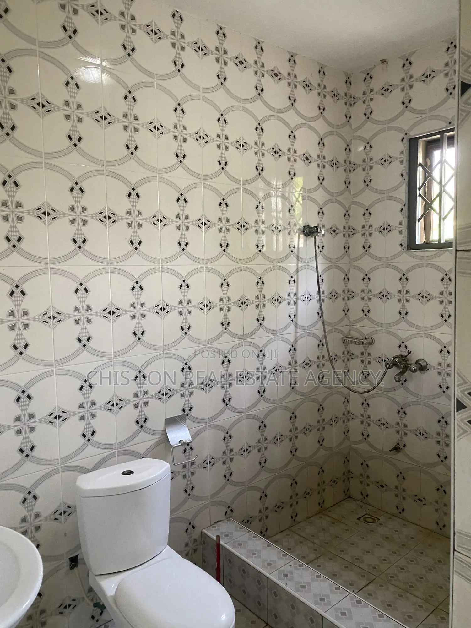 3bdrm Apartment in Chis-Lon Global, Toll Booth for rent