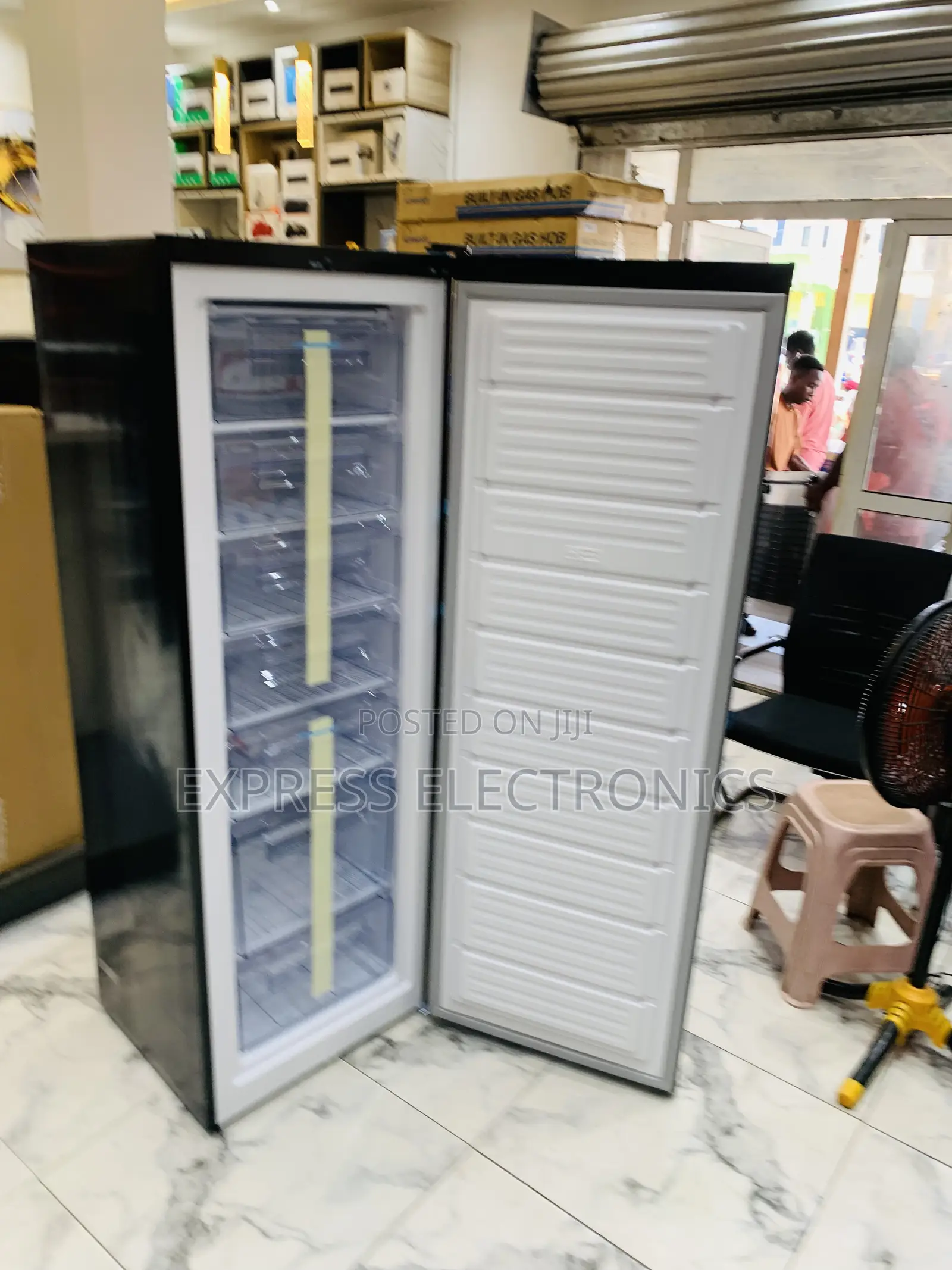 Upright Puf-370 Single Door Pearl