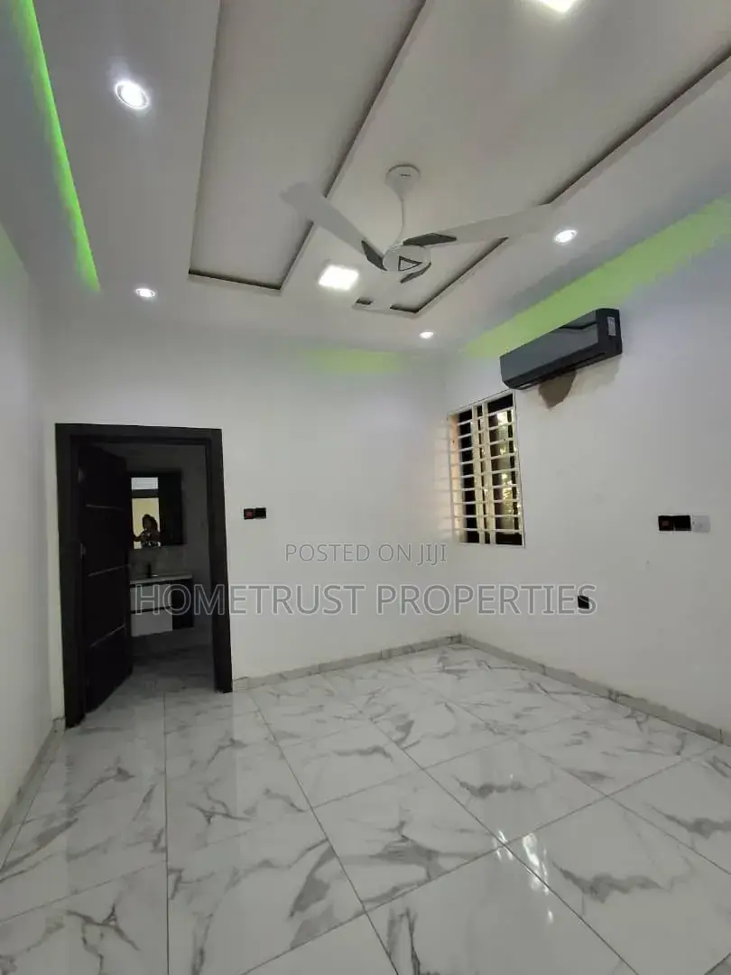 4bdrm Duplex in Agboba, School Park Area for sale