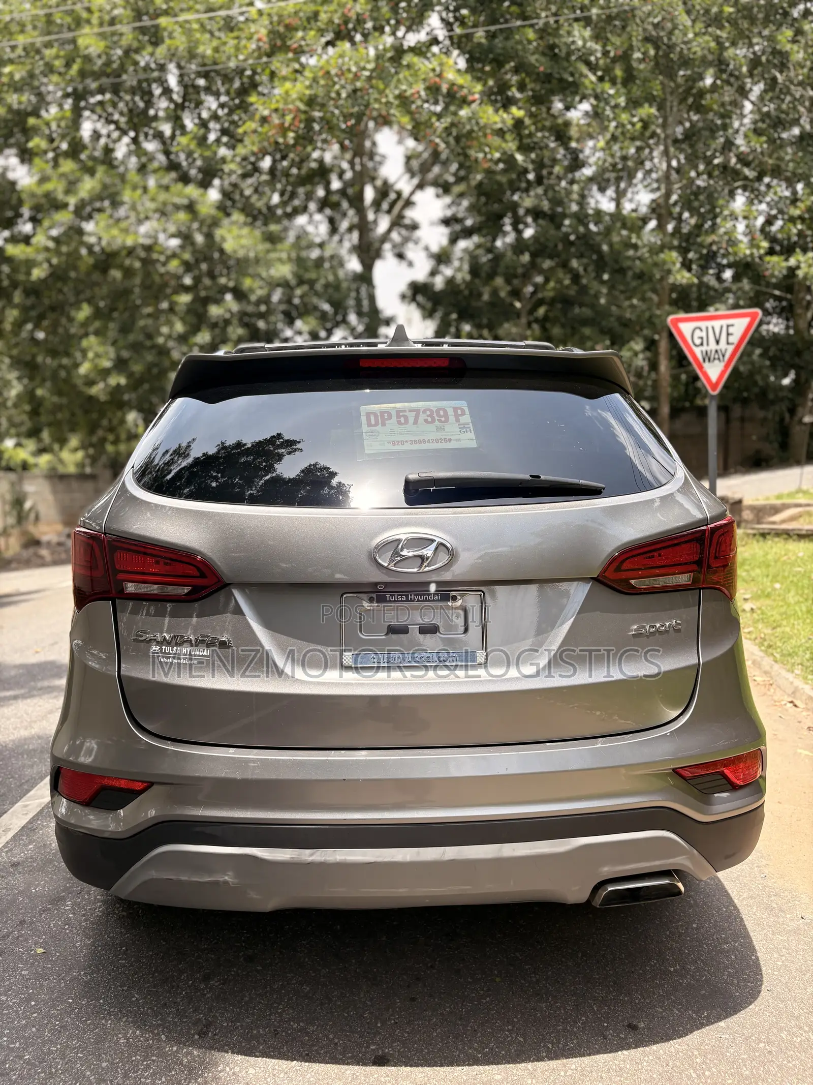 Hyundai Santa Fe SE AWD 2017 Gray