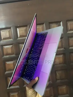 Laptop Apple MacBook Pro 2019 16GB Intel Core i5 SSD 256GB