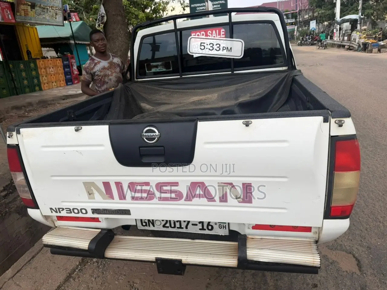 Nissan Hardbody 2016 White