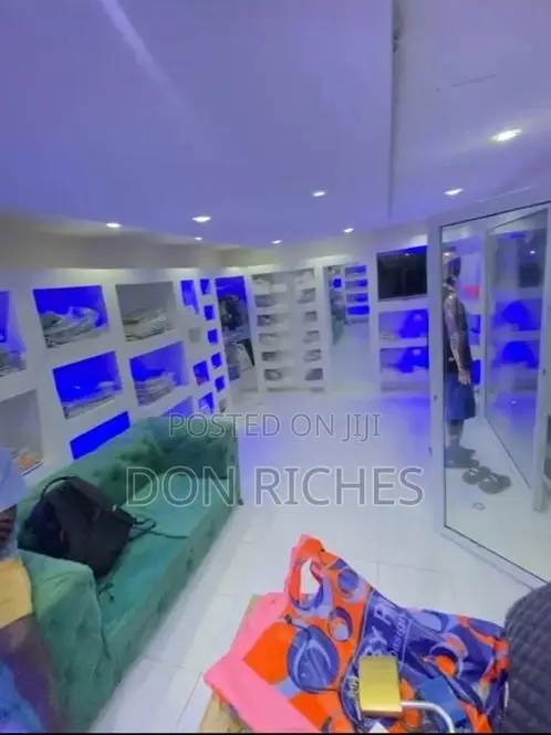 Container Boutique Shop