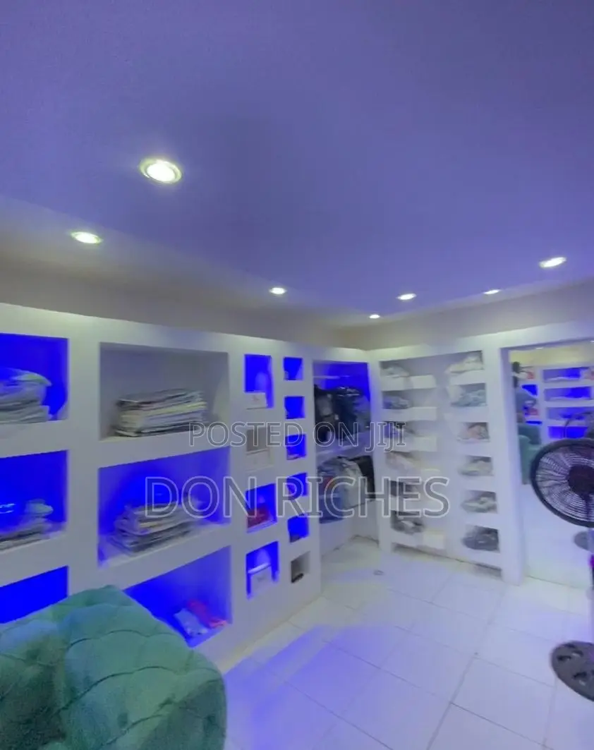 Container Boutique Shop