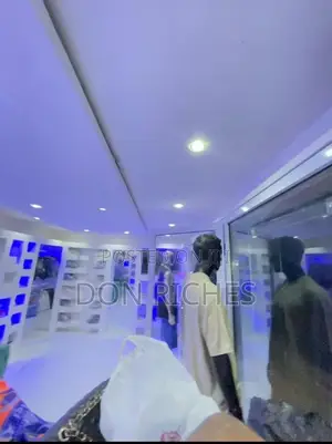 Container Boutique Shop