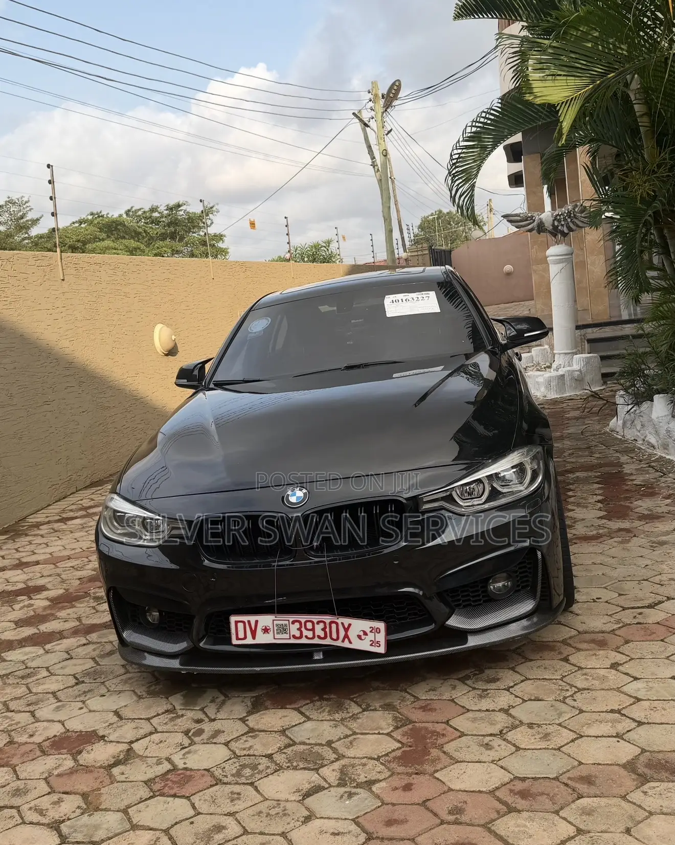 BMW 330i 2017 Black
