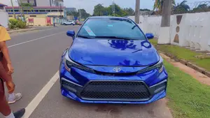 Toyota Corolla SE 2021 Blue