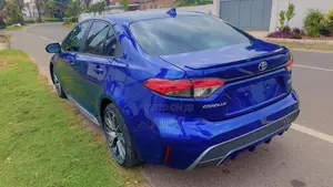 Toyota Corolla SE 2021 Blue