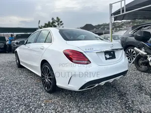 Mercedes-Benz C400 4Matic AWD Sedan (3.0L V6 7A) 2015 White