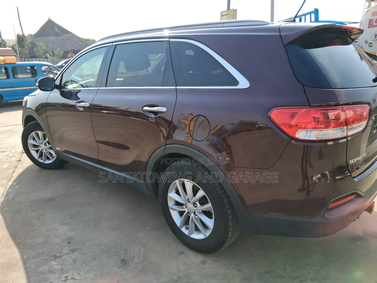 Kia Sorento 2.4L LX AWD 2017 Red