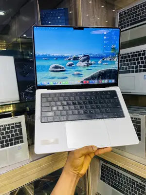 Laptop Apple MacBook Pro 2021 M1 16GB Apple M1 Pro SSD 512GB