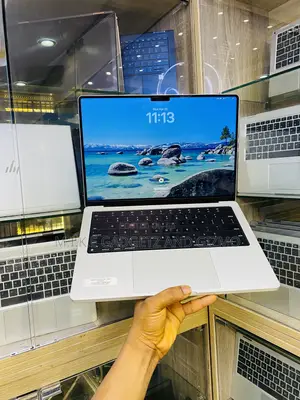 Laptop Apple MacBook Pro 2021 M1 16GB Apple M1 Pro SSD 512GB