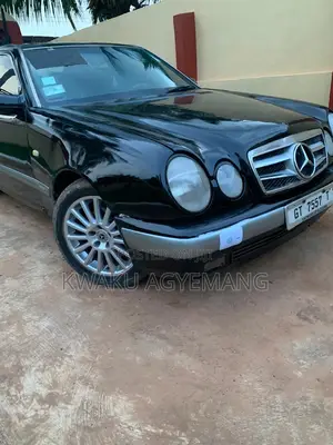 Mercedes-Benz E350 2000 Black