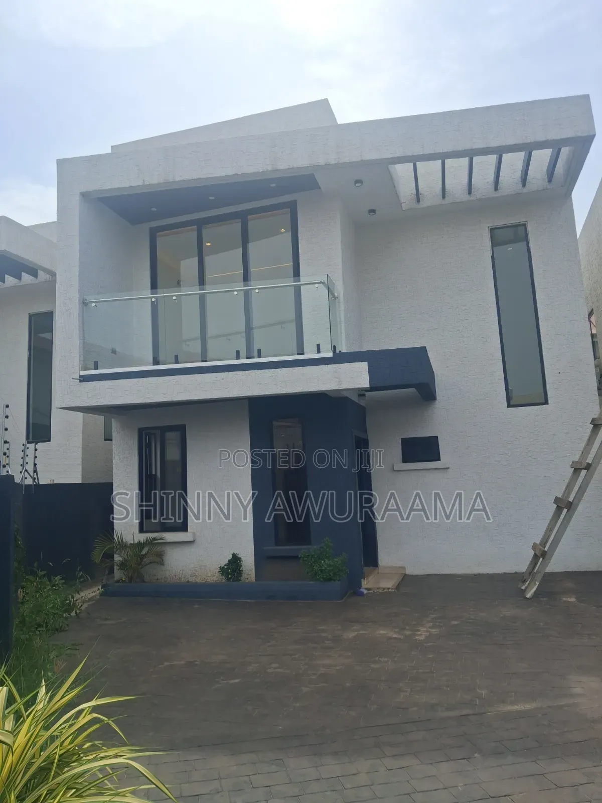 3bdrm House in School Junction for sale