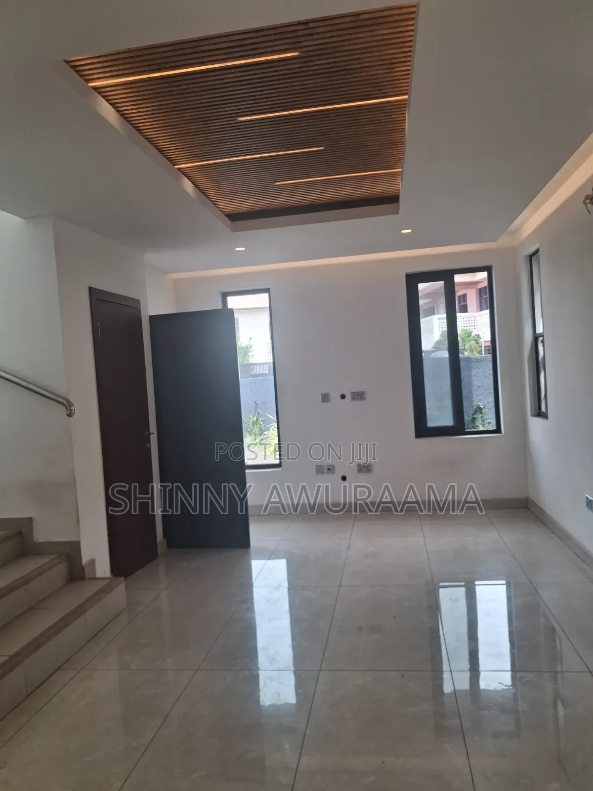3bdrm House in School Junction for sale