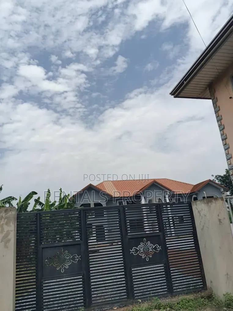 2bdrm Apartment in Oyarifa, Pentecost for rent
