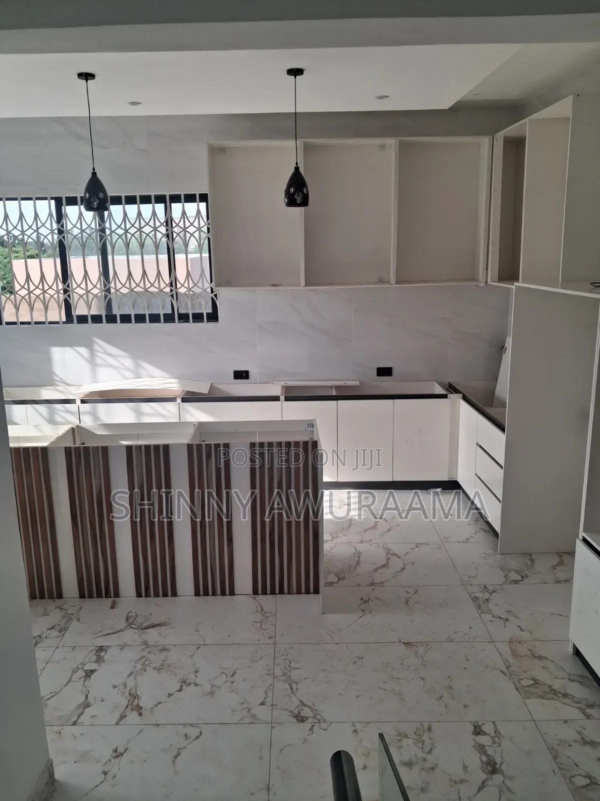 4bdrm House in School Junction for sale
