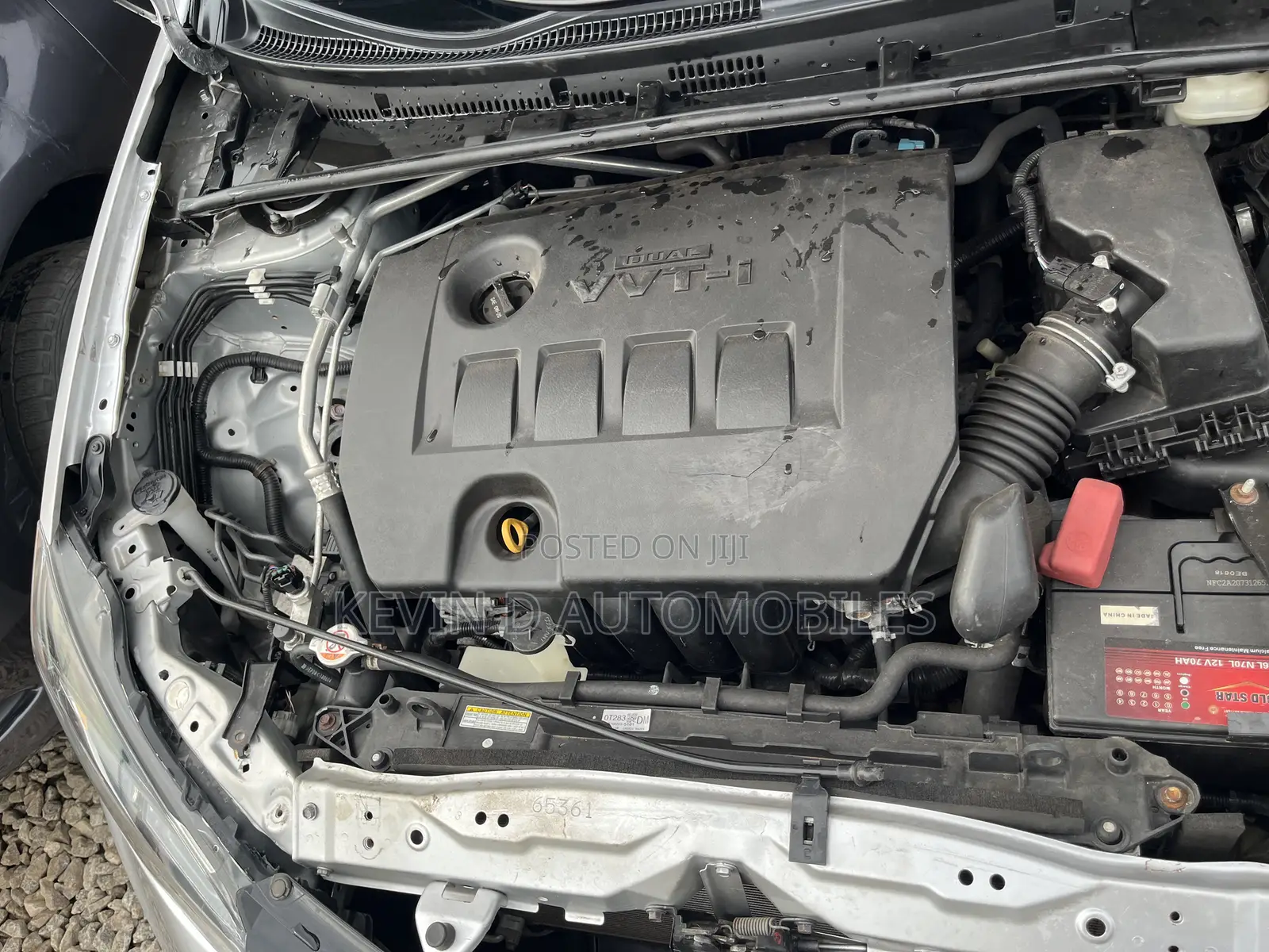 Toyota Corolla LE (1.8L 4cyl 2A) 2019 Silver