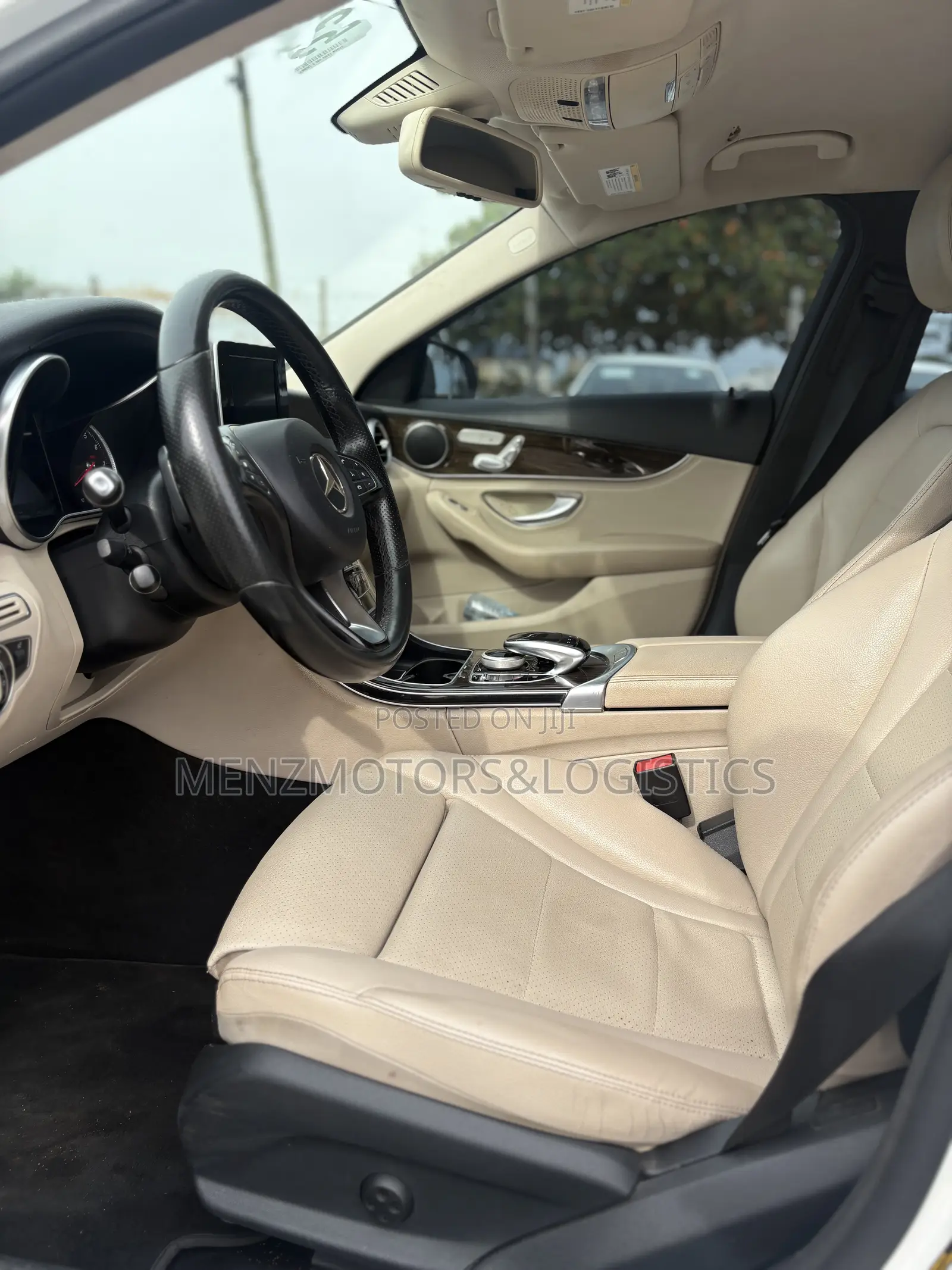 Mercedes-Benz C300 Base 4dr RWD Sedan (2.0L 4cyl 7A) 2015 White