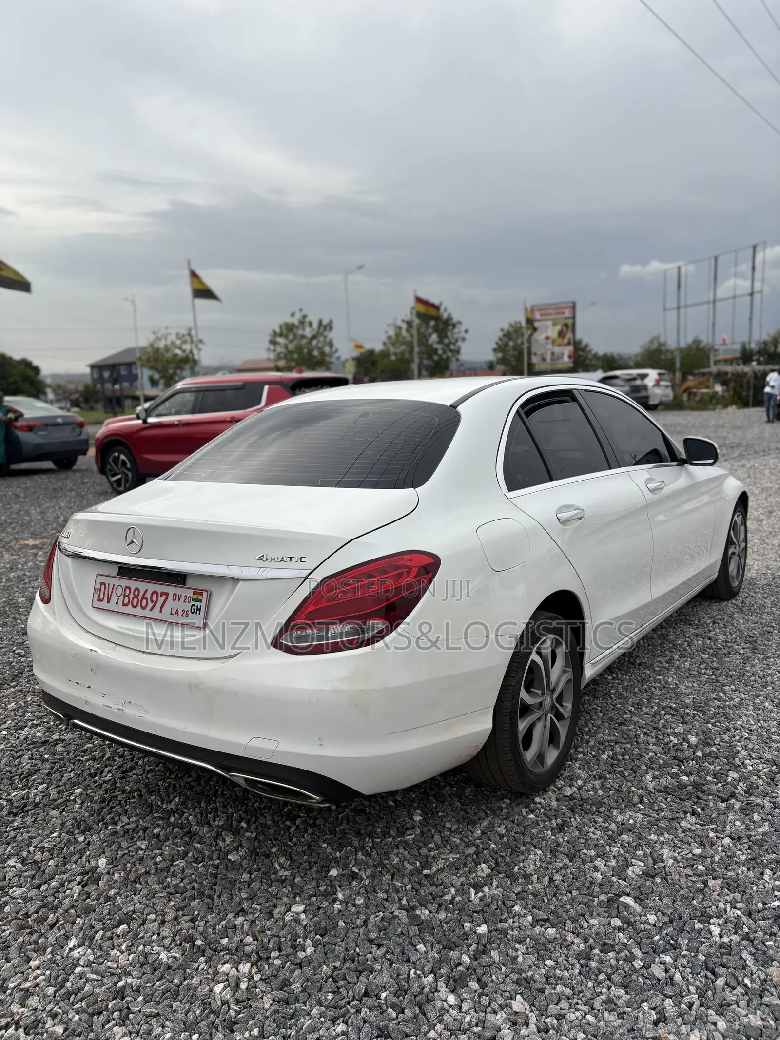Mercedes-Benz C300 Base 4dr RWD Sedan (2.0L 4cyl 7A) 2015 White