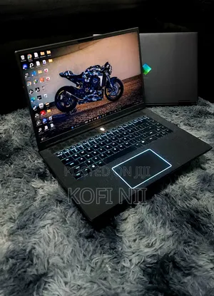 Laptop Dell Alienware M16 R2 16GB Intel Core Ultra 7 SSD 1T