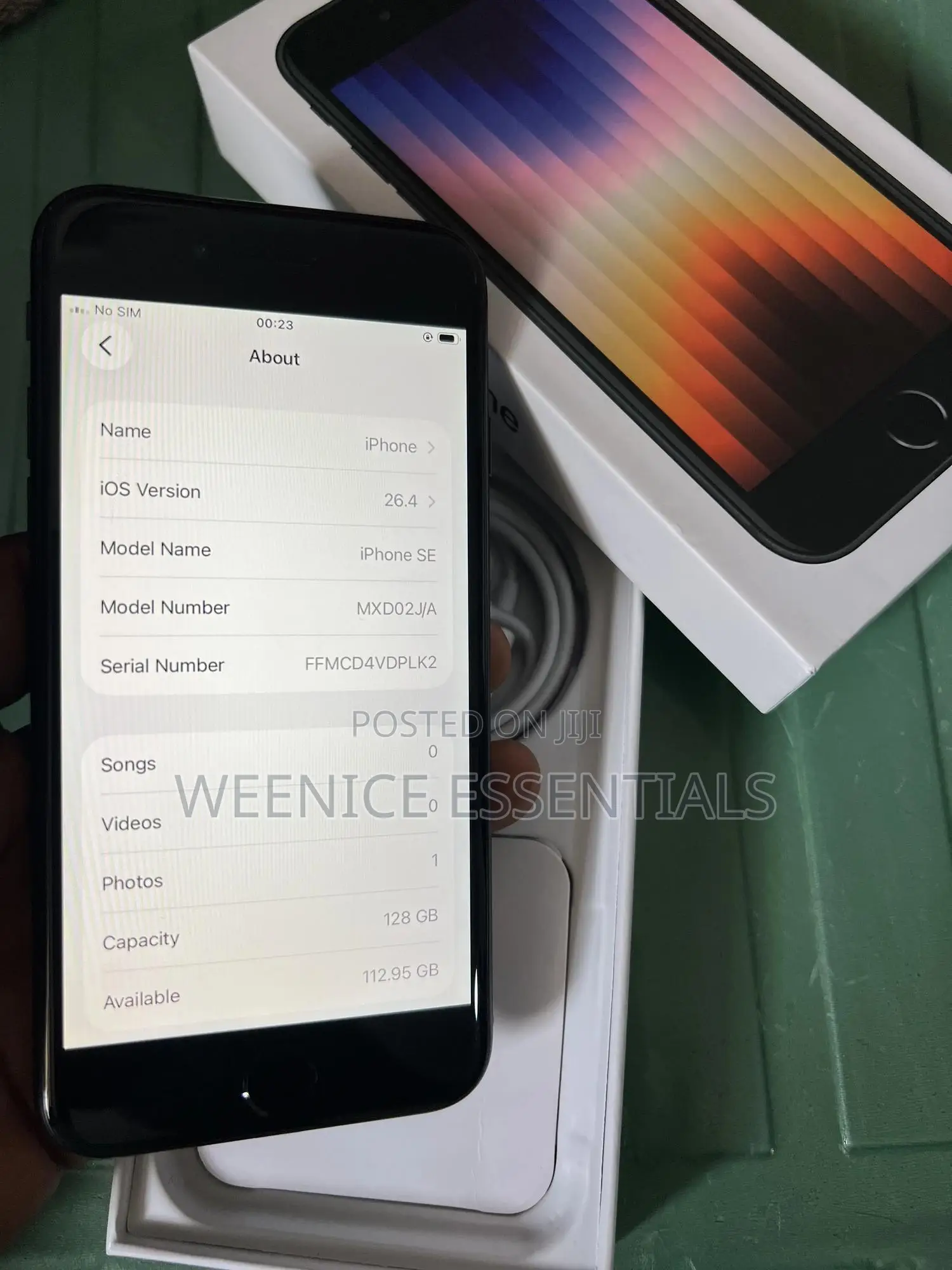 Apple iPhone SE (2020) 128 GB Black
