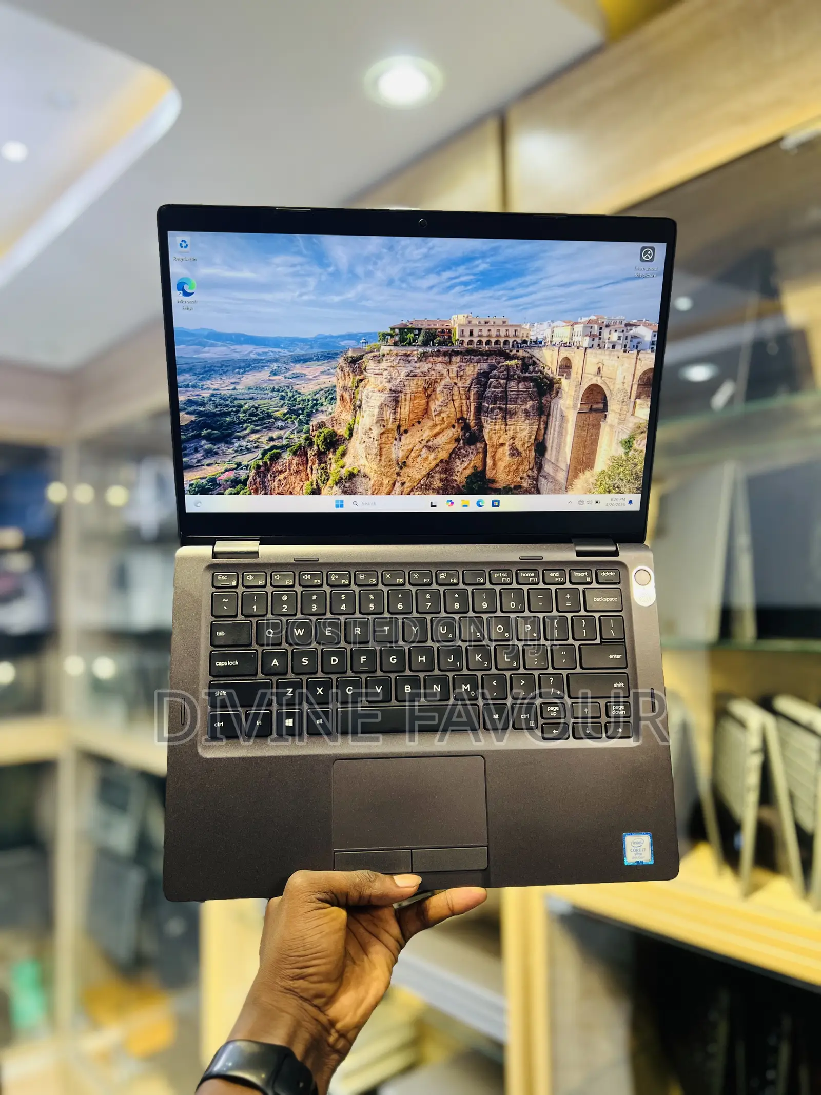Laptop Dell Latitude 5300 8GB Intel Core i7 SSD 256GB