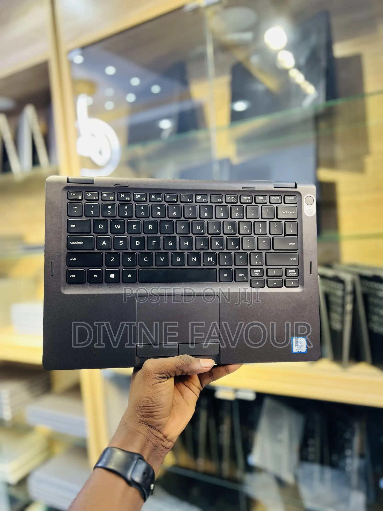 Laptop Dell Latitude 5300 8GB Intel Core i7 SSD 256GB