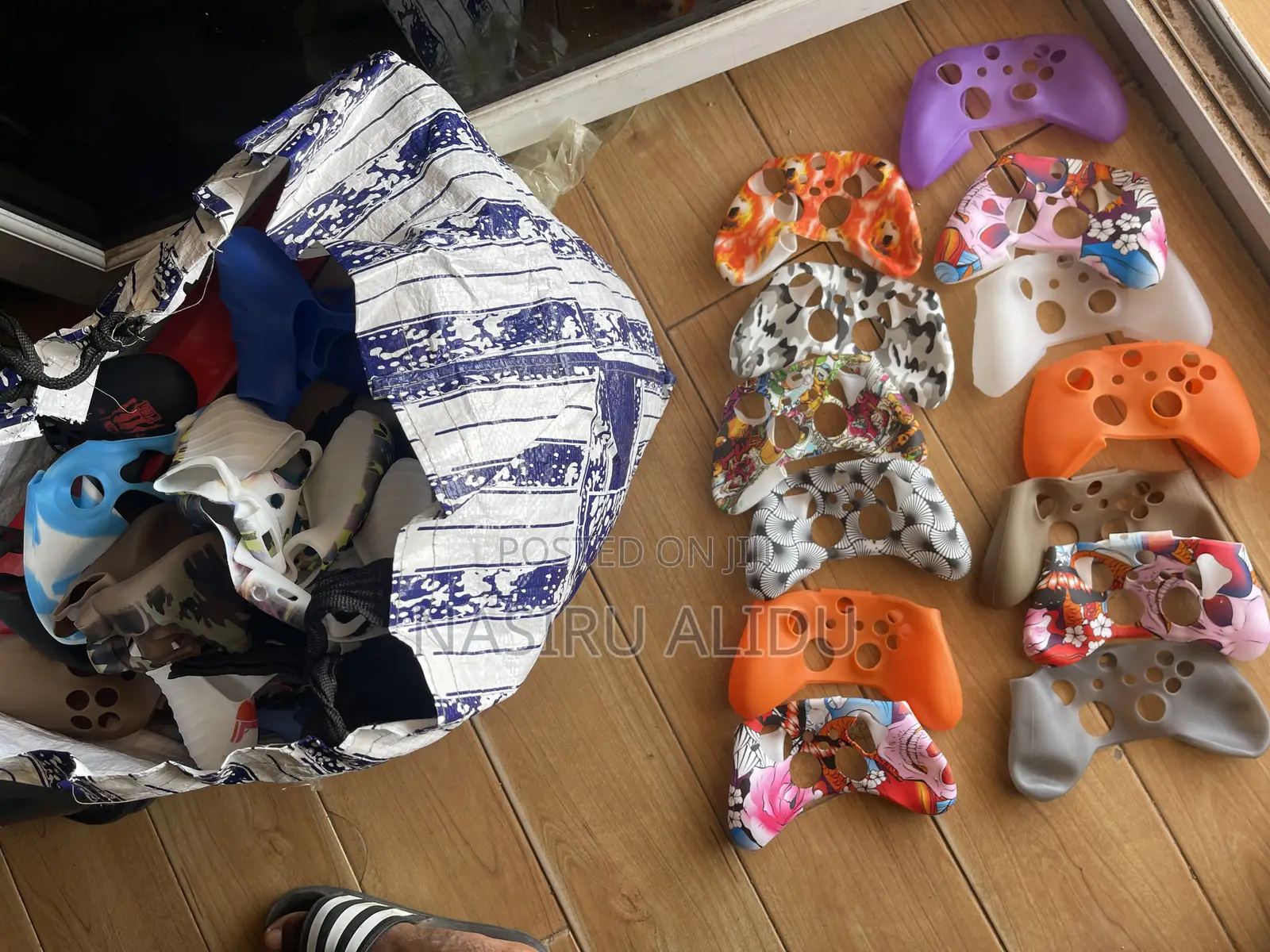 Ps4 ,Ps5 and Xbox One Series,Xbox360 Covers and Stick