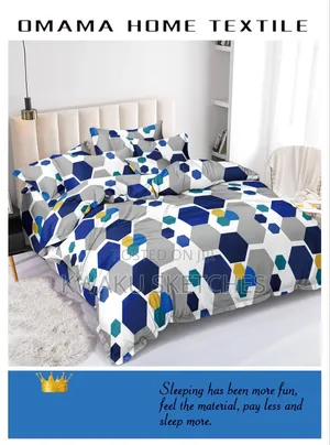 Deluxe Home Bedding Set.